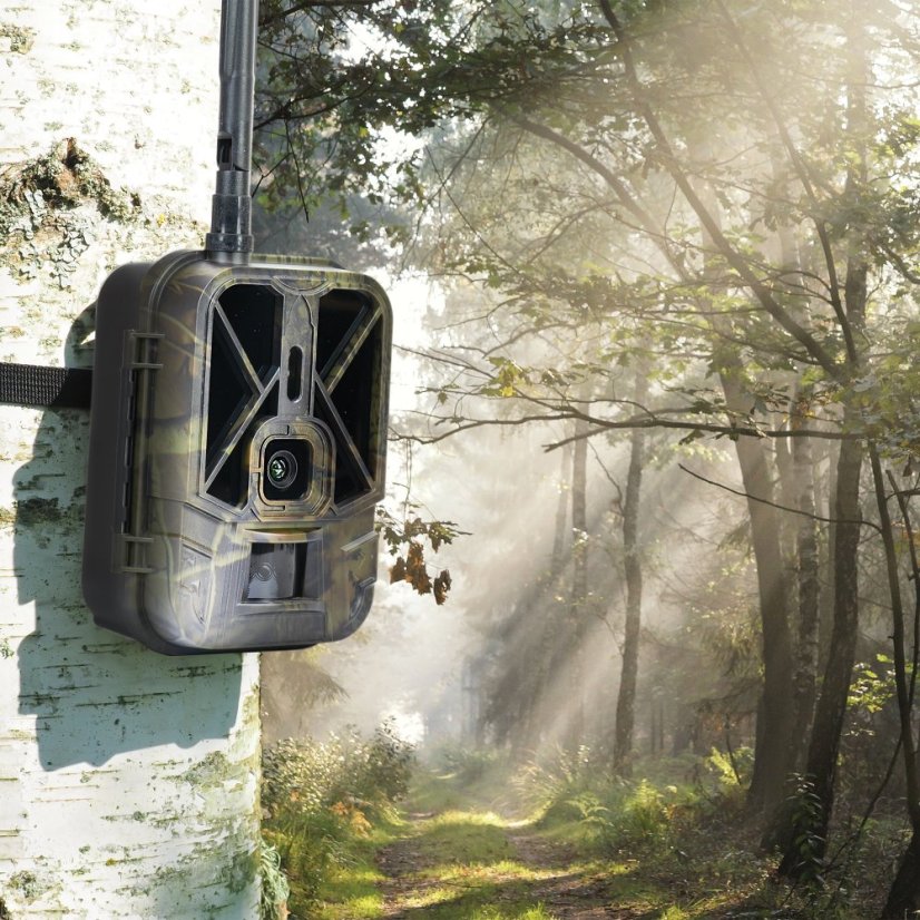 PNI Hunting 550C Game Camera with 4G LTE Internet Connectivity, including an 8000 mAh rechargeable battery