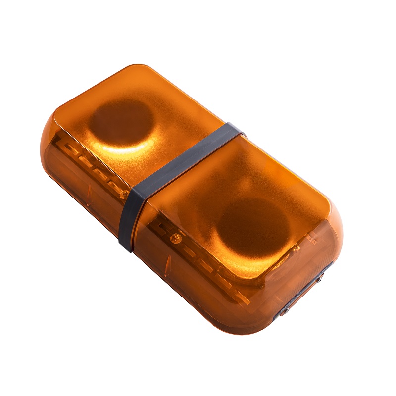 Jiný pohled na rozsvícenou oranžovou LED majákovou mini rampu Optima Eco90, délky 50cm, výšky 9cm, 12/24V, R65 od výrobce P.P.H. STROBOS