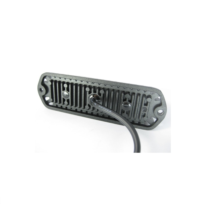 Pohled na zadní část oranžového LED predátoru