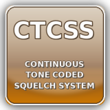 Subtón otvorí príjem len pre správny tón (filtruje prevádzku, nie je to šifrovanie).