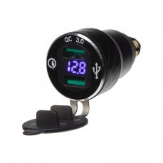 2x USB charger with voltmeter, DIN socket, QC 3.0