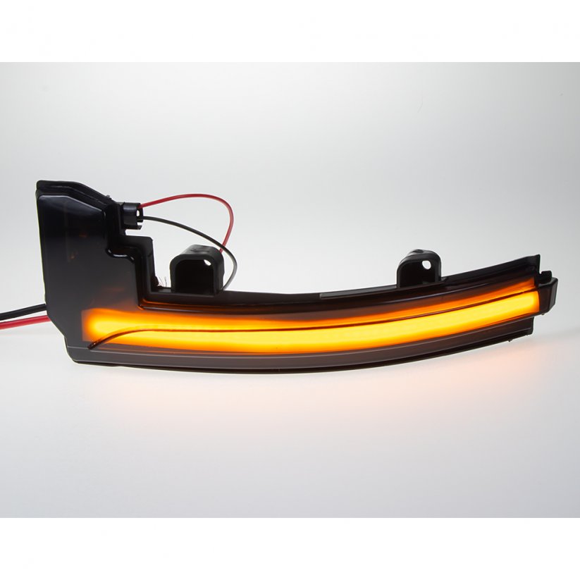 Land Rover LED dynamic turn signals