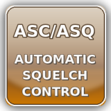 Automatický squelch: rádio samo nastavuje prah potlačenia šumu.