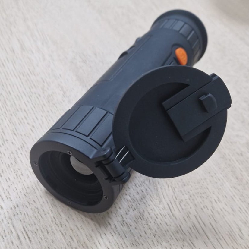 Termovízny monokulár PNI BMK350 35 mm, IP67, batéria 3400 mAh, 4-násobný digitálny zoom, 12-násobný optický zoom