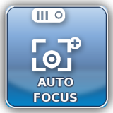 Automatické zaostrovanie priebežne upravuje zaostrenie, aby bol obraz čo najostrejší.