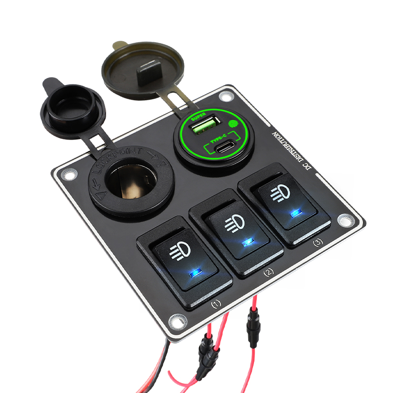 Panel s 3x spínači + USB-C/USB-A + CL zásuvka, 12/24V