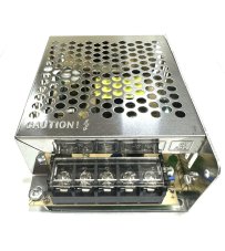 Spínaný napájací zdroj, vstup 230 V, výstup 12 V 3,3 A